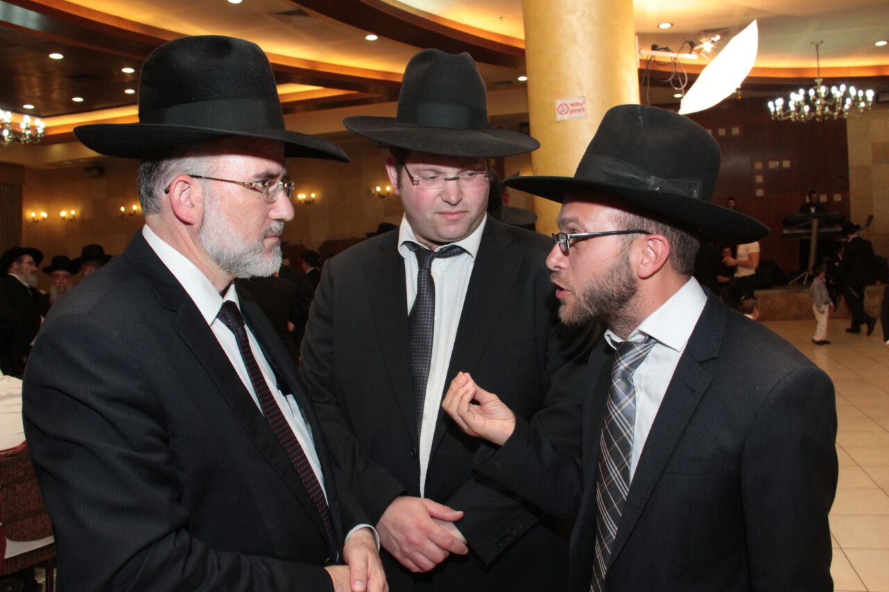 גלריה: הגר"ח קנייבסקי רקד אצל "המלך" אברהם רובינשטיין