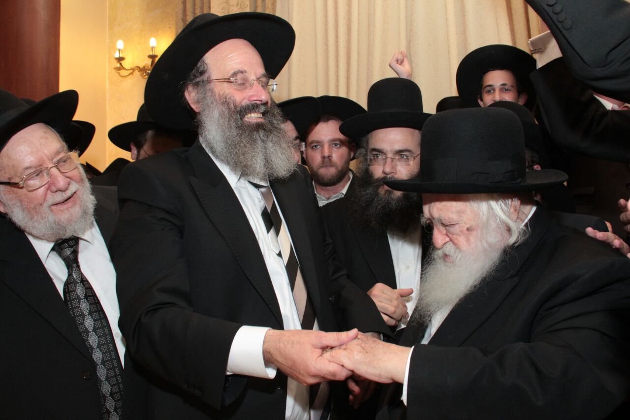 גלריה: הגר"ח קנייבסקי רקד אצל "המלך" אברהם רובינשטיין