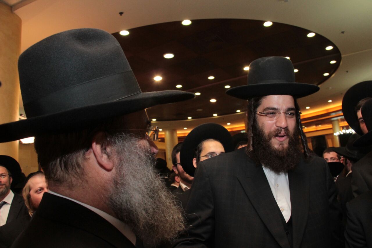 גלריה: הגר"ח קנייבסקי רקד אצל "המלך" אברהם רובינשטיין