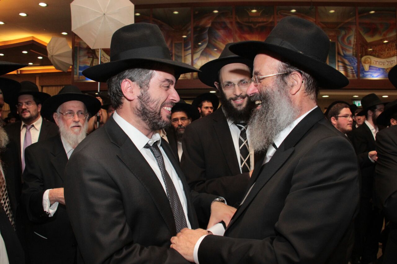 גלריה: הגר"ח קנייבסקי רקד אצל "המלך" אברהם רובינשטיין