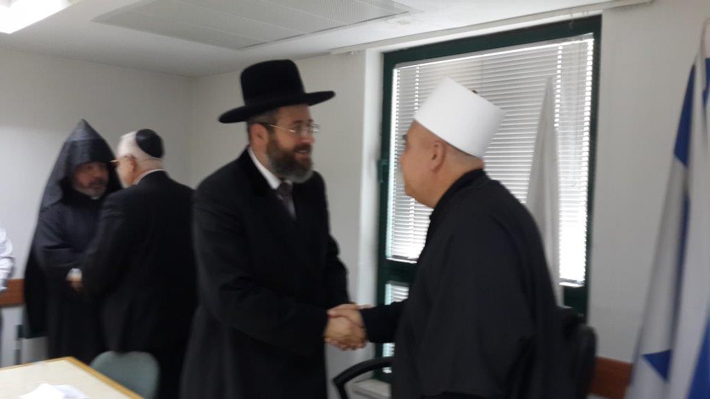 מנהיגי הדתות: 'די לשפיכות הדמים'