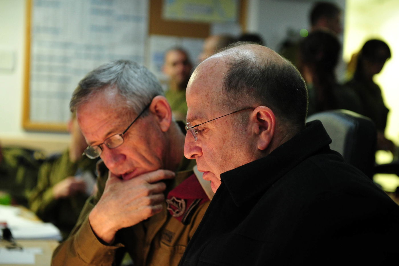 שר הביטחון יעלון והרמטכ"ל גנץ