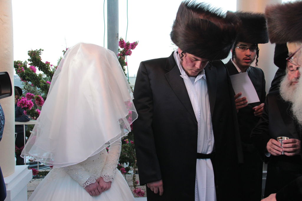 גלריה: חתונת בת הגר"א וייס