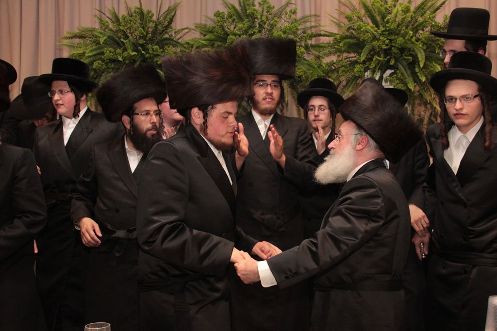 גלריה: חתונת בת הגר"א וייס