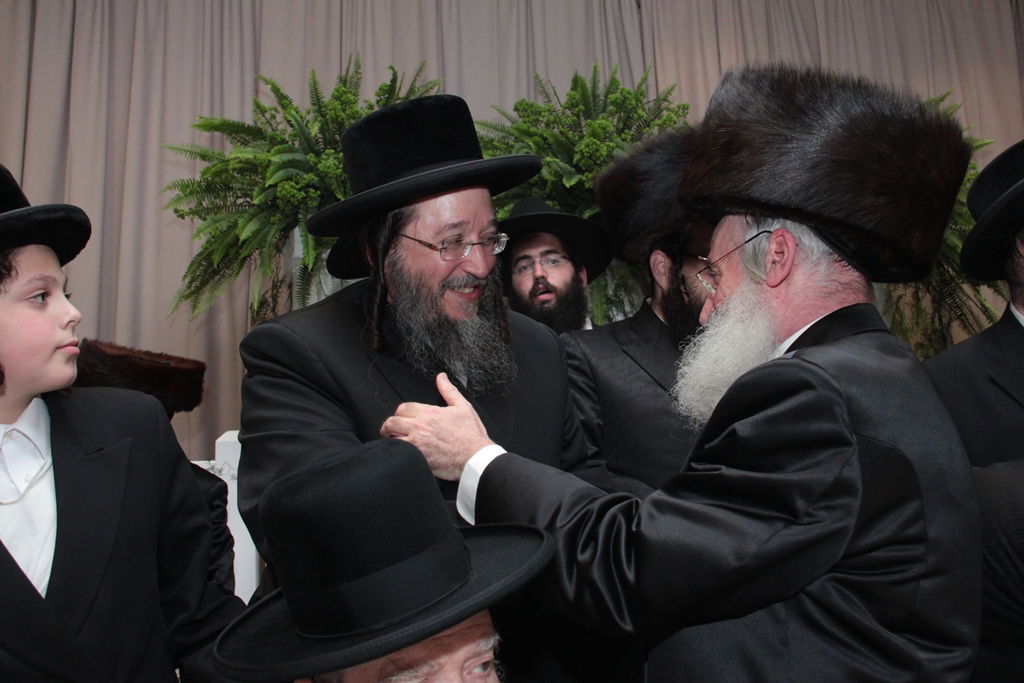 גלריה: חתונת בת הגר"א וייס