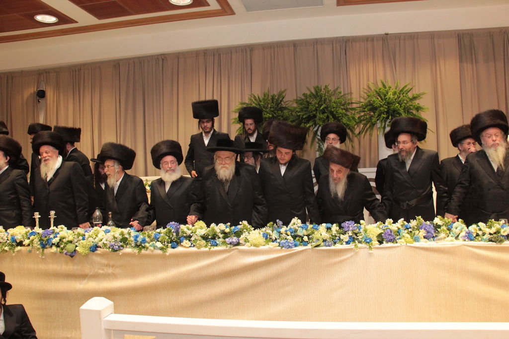 גלריה: חתונת בת הגר"א וייס