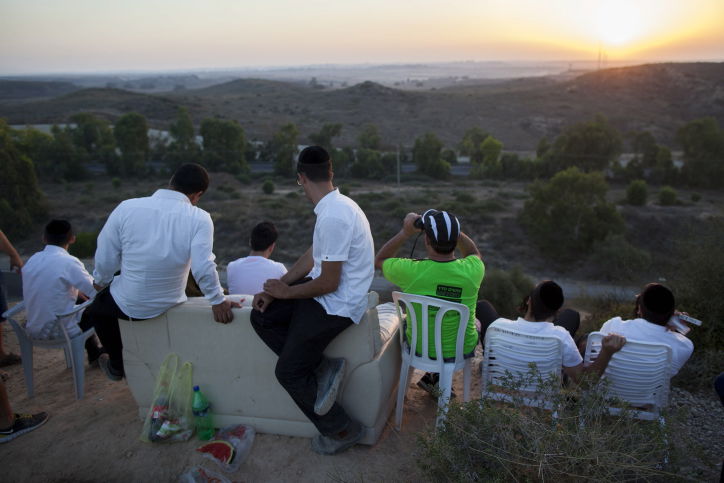 היום השני של "צוק איתן" בתמונות