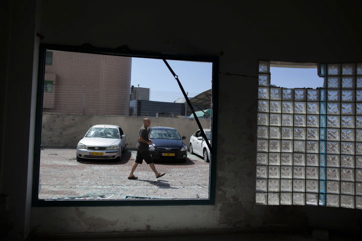 היום השני של "צוק איתן" בתמונות