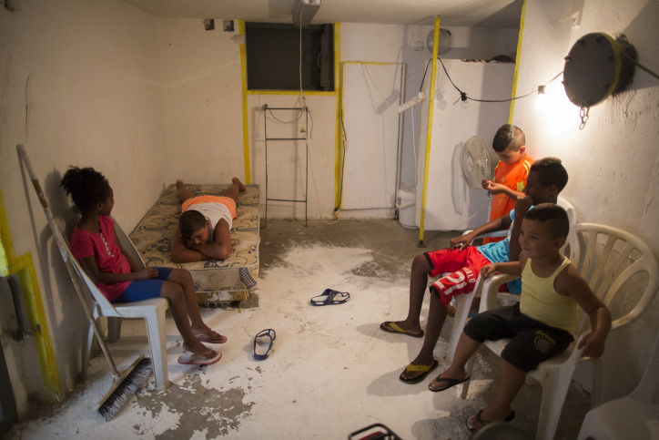 היום השני של "צוק איתן" בתמונות