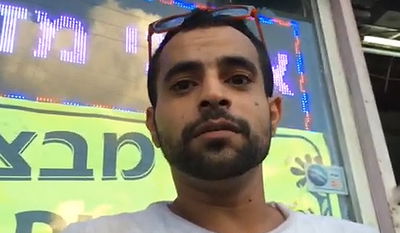 איציק עוזרי, תושב בני ברק שבביתו נפלו רסיסים של טיל