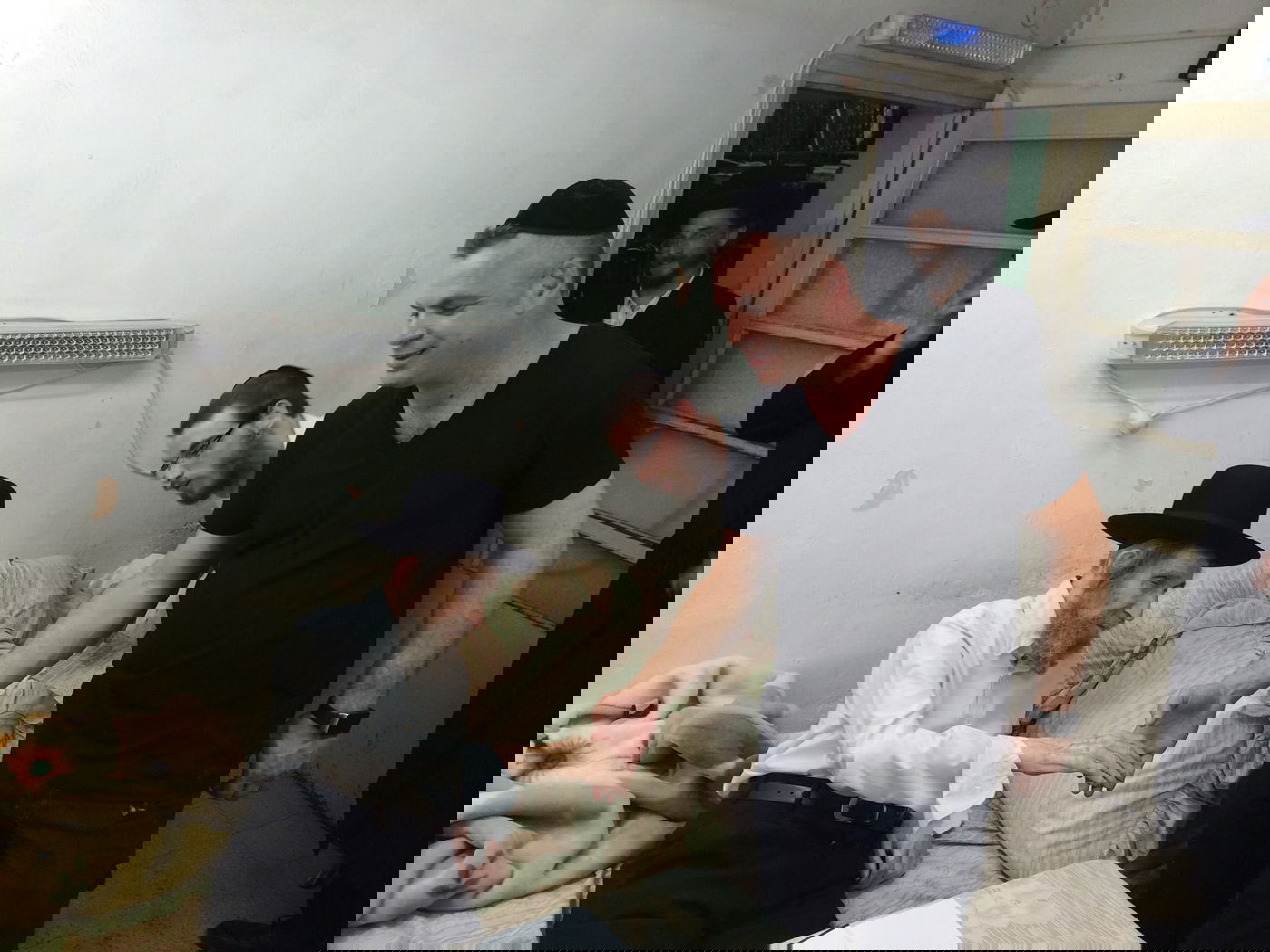 איש העסקים אבישי אברהמי ביקר אצל מרן הרב שטיינמן ויצא נפעם: "זו מנהיגות אמיתית" • תיעוד