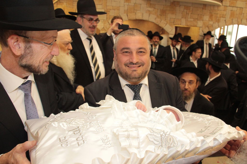 גלריה: ברית לנכדו של ח"כ יעקב אשר