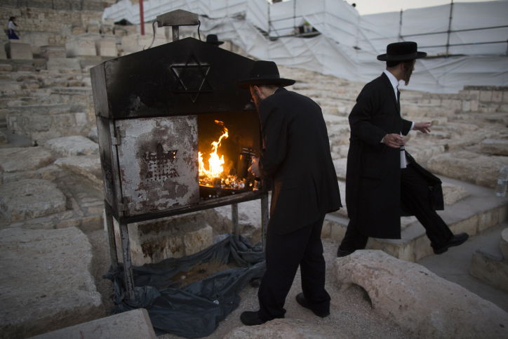 תיעוד: הילולת "אור החיים" בהר הזיתים