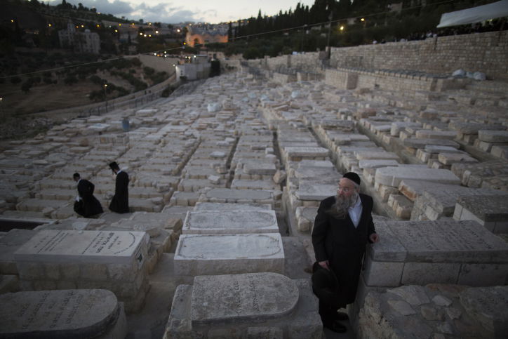 תיעוד: הילולת "אור החיים" בהר הזיתים