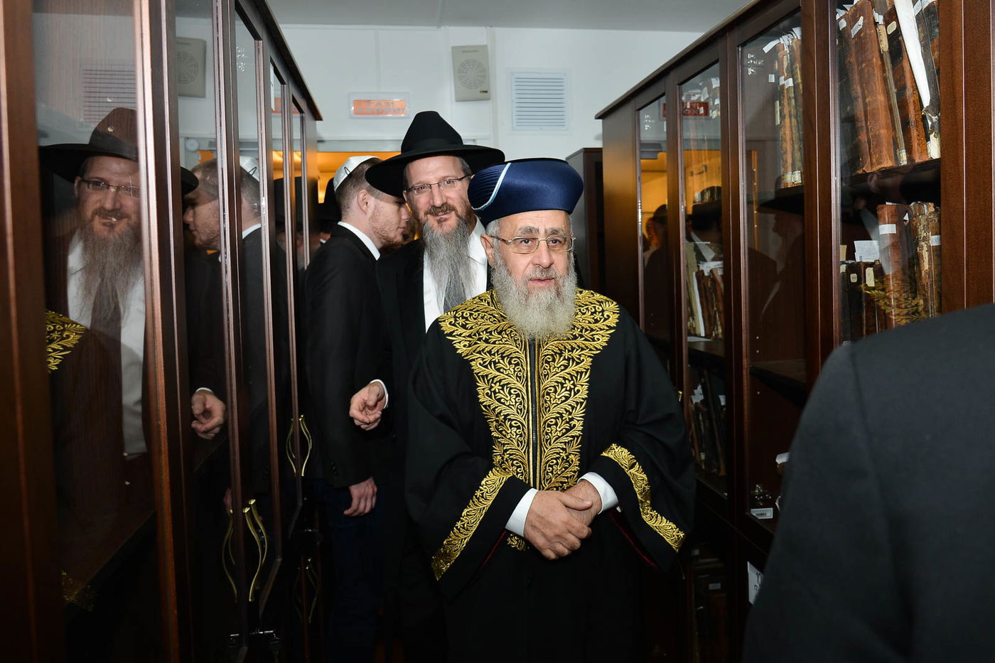 שנה בדיוק לאחר שפוטין החזיר אותה: הרבנים הראשיים ביקרו בספריית שניאורסון