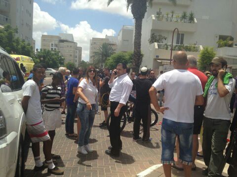 שתי רקטות יורטו בשמי גוש דן; בן 8 נפצע קל באשדוד