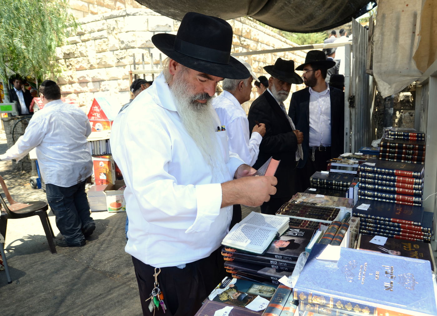 תיעוד: הילולת הגאון רבי בן ציון אבא שאול זצ"ל