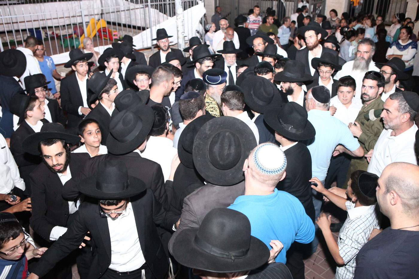 הגאון רבי יצחק יוסף: "אברכים לא צריכים לתת עצות לממשלה"