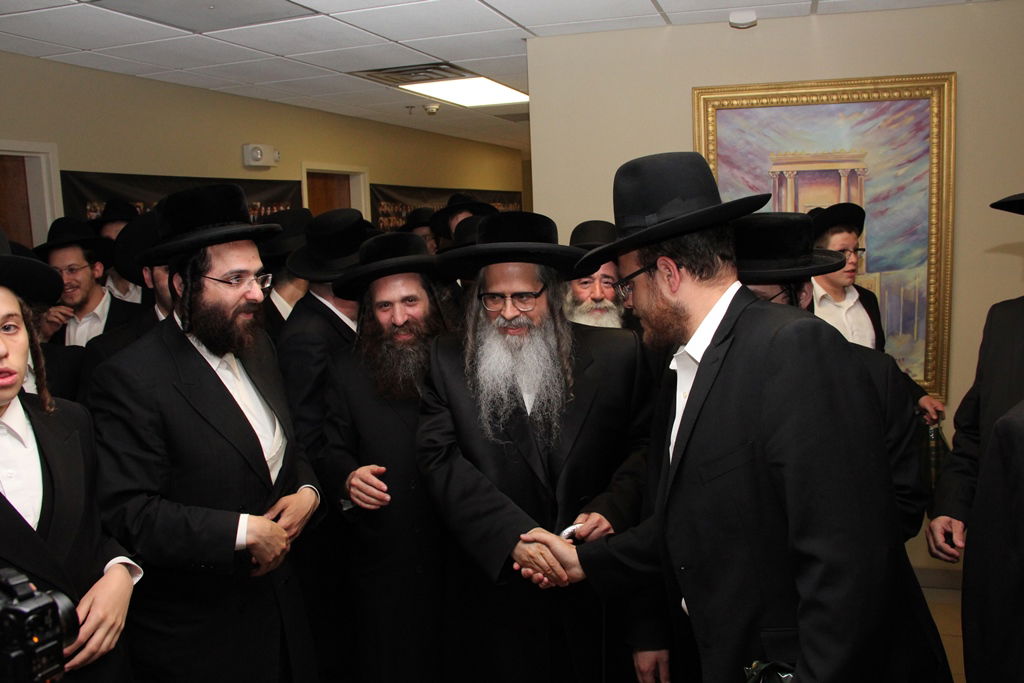 תיעוד ענק: ביקור האדמו"ר מסאטמר בלייקווד