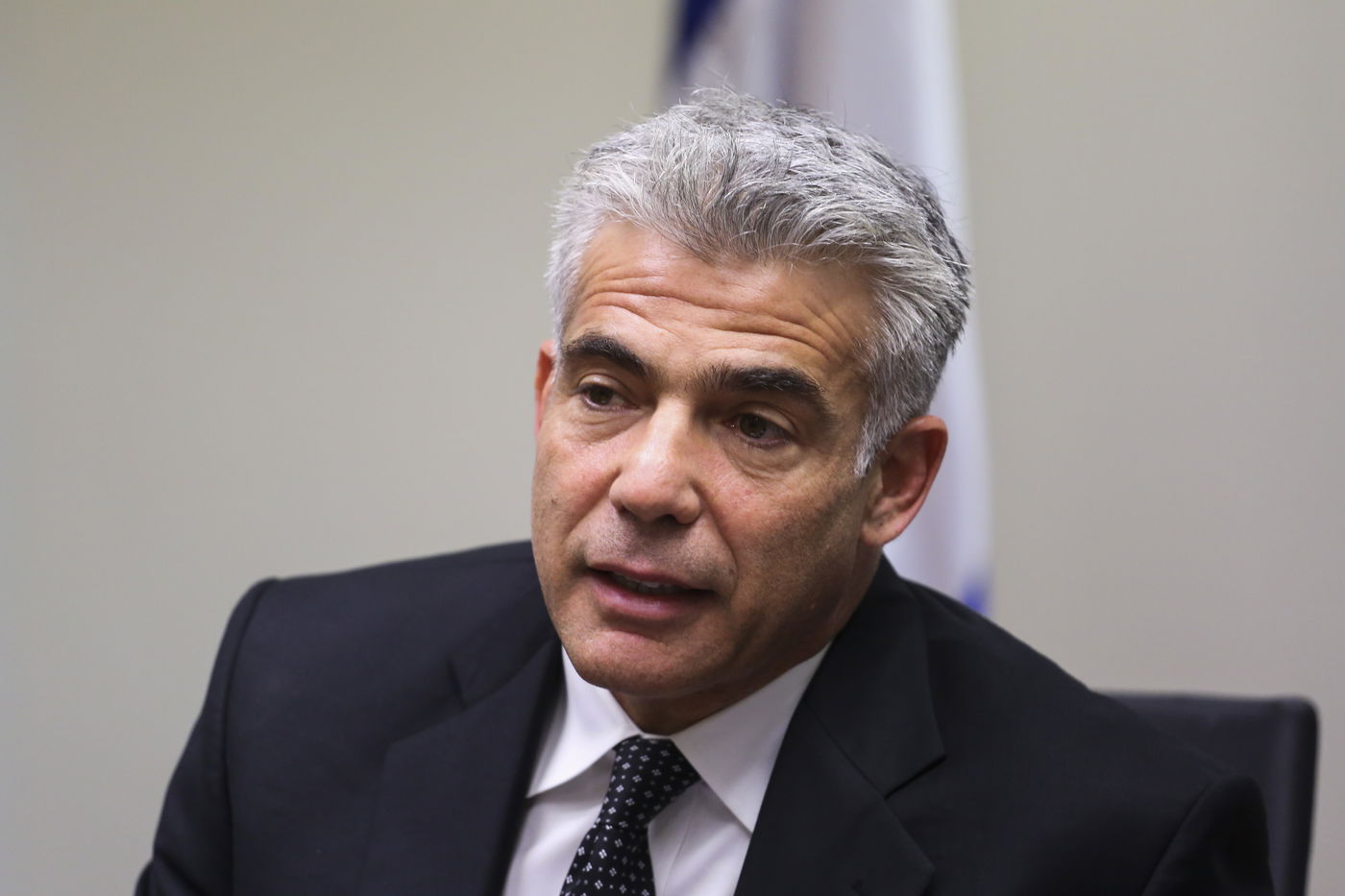 כותב השורות, יאיר לפיד