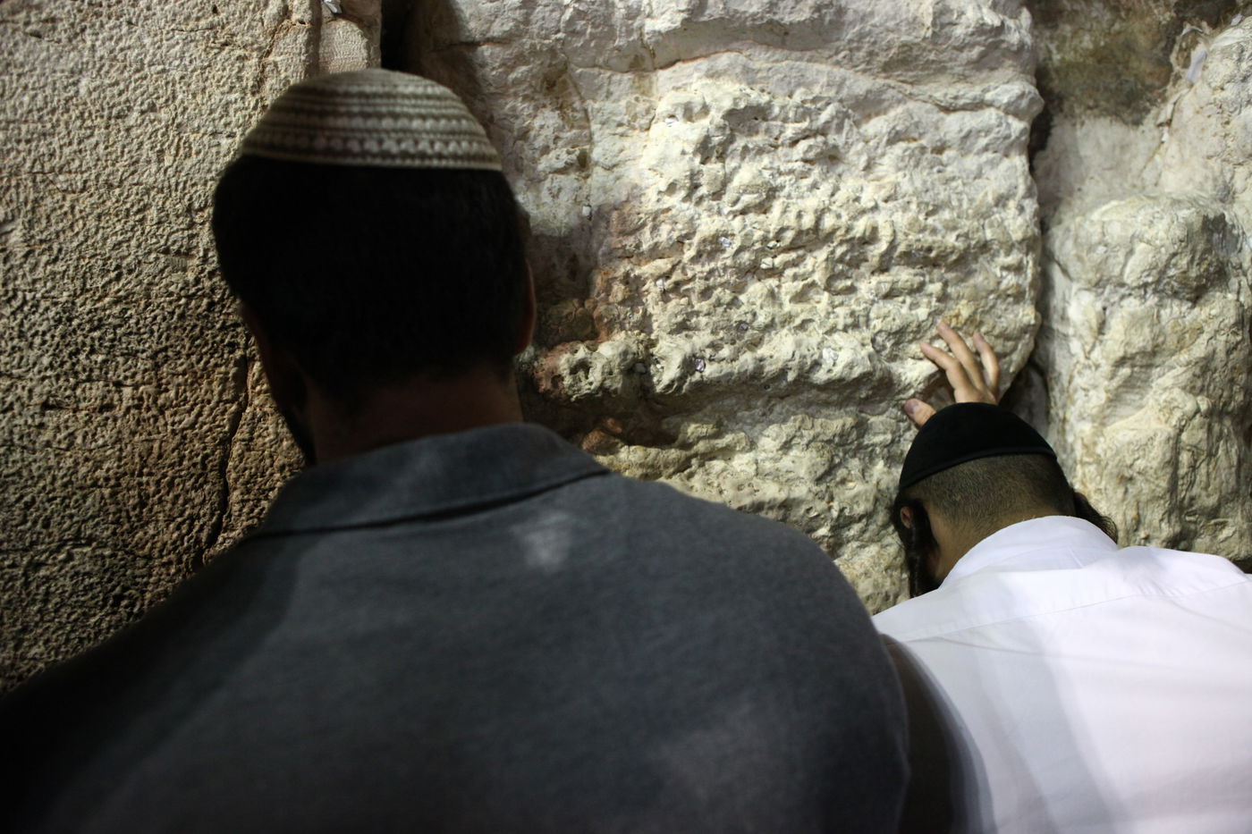 אלפי בני אדם השתתפו בעצרת למען לוחמי צה"ל בכותל המערבי • גלריה