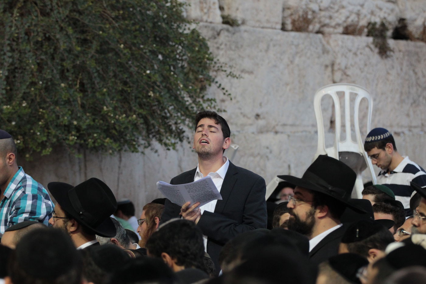 אלפי בני אדם השתתפו בעצרת למען לוחמי צה"ל בכותל המערבי • גלריה