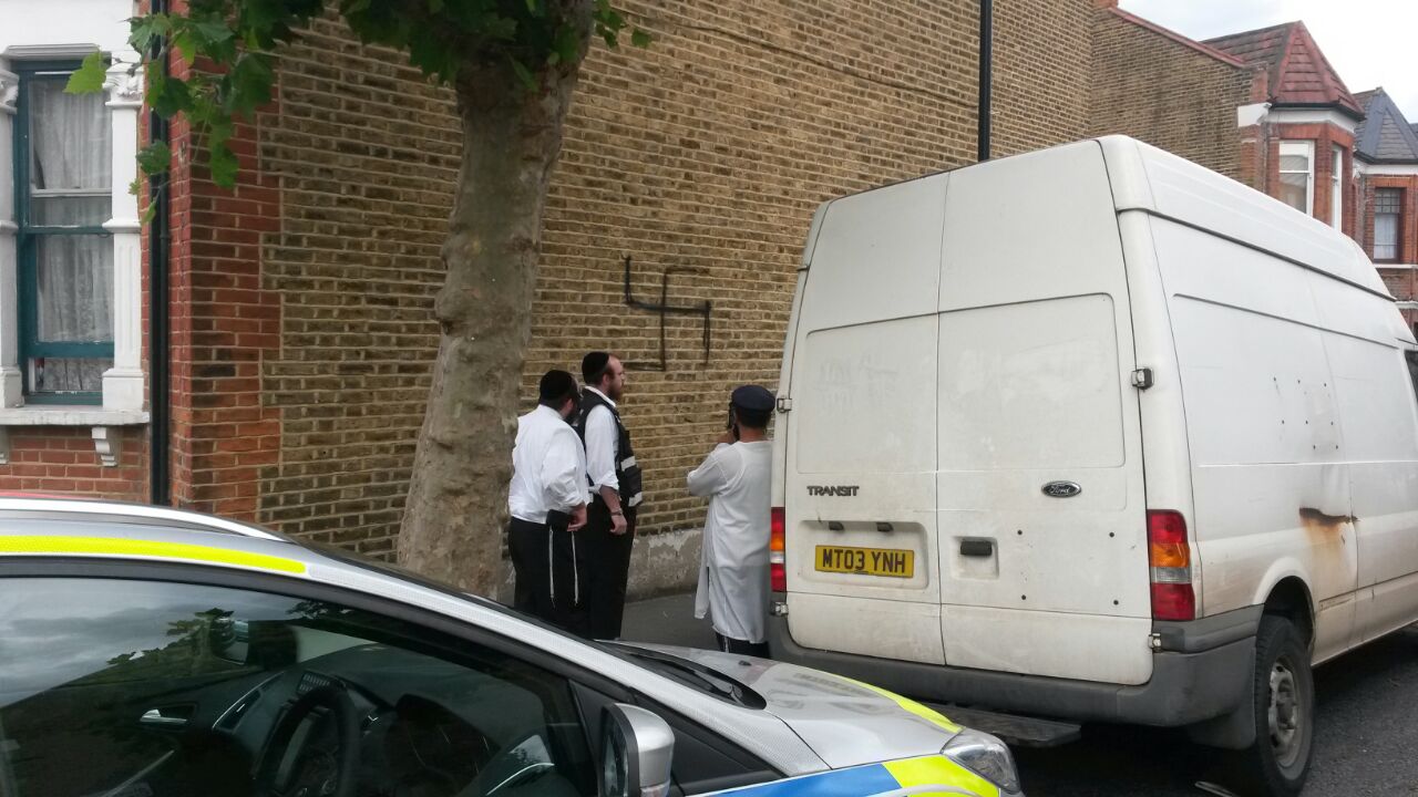 בגלל המבצע הצבאי? גל תקריות אנטישמיות ברחבי אירופה