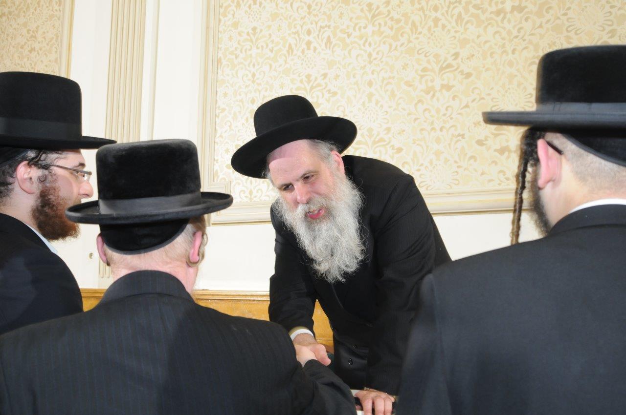 גלריה: עצרת תפילה באנטוורפן בגלל המצב בארץ