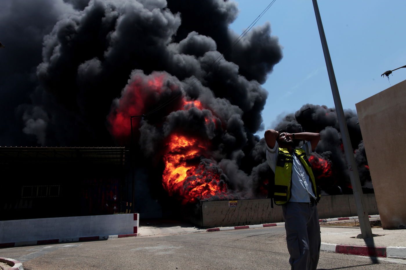 צפו: כך נראה "הלילה השחור" של עזה