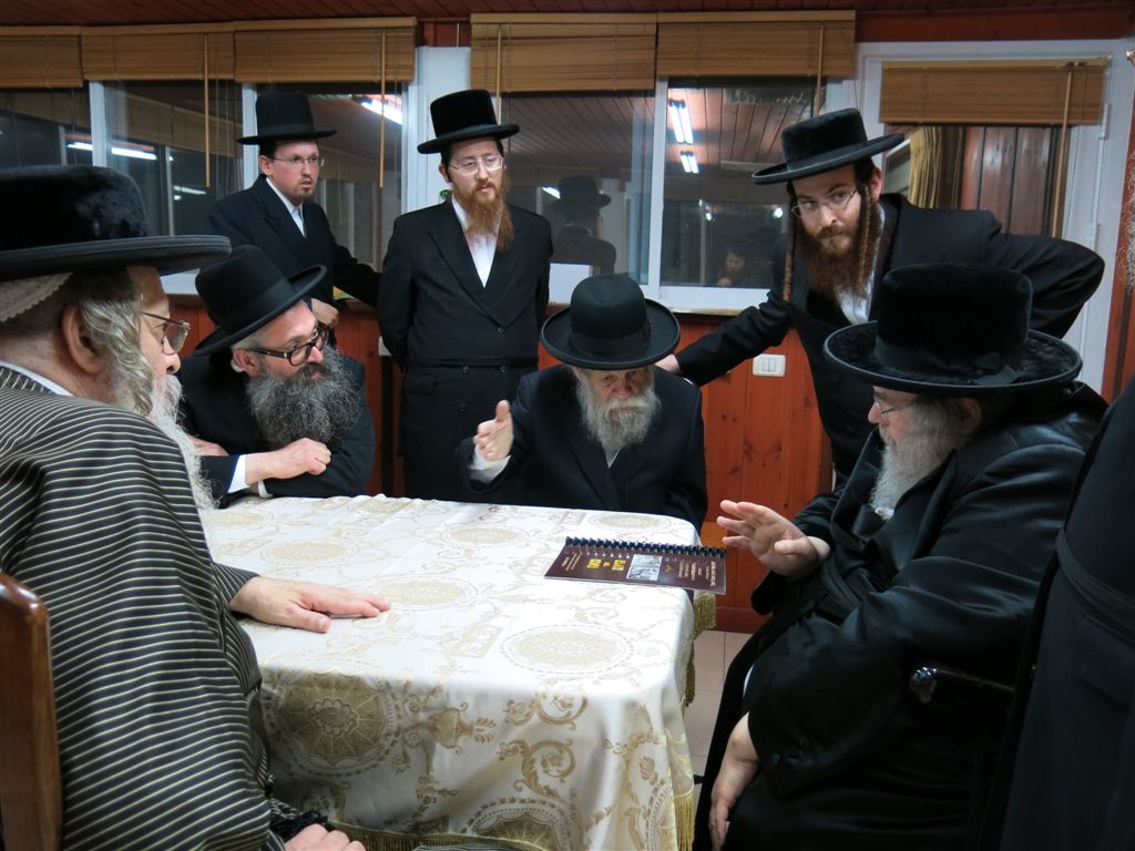 פיוס? סגן יו"ר הנהלת העדה החרדית נועד עם הרבי מבעלזא