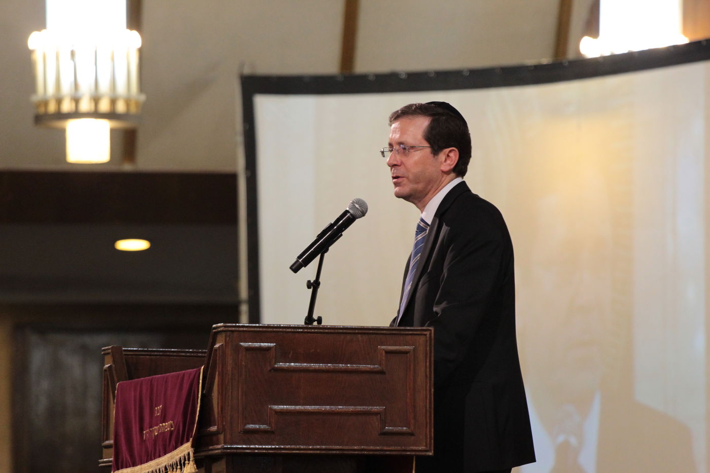 גלריה: מאות בעצרת השלושים לשלושת הנערים שנחטפו ונרצחו