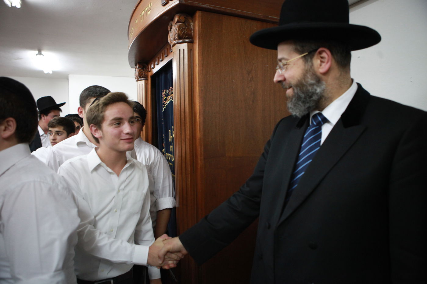 הרב לאו לתלמידי ישיבה: "אתם כיפת הברזל שלנו"