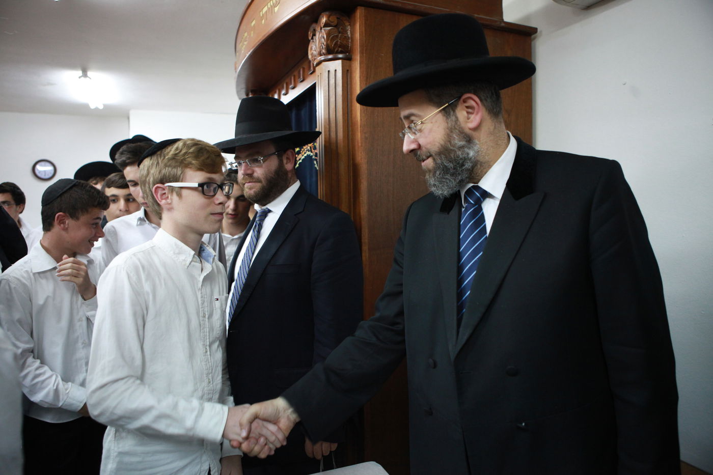 הרב לאו לתלמידי ישיבה: "אתם כיפת הברזל שלנו"