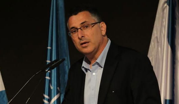 גדעון סער, הערב