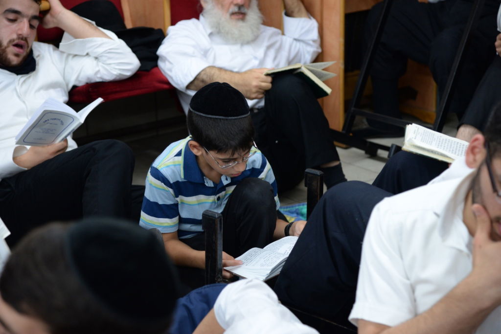 1,946 שנים לחורבן בית המקדש: גדולי ישראל מתאבלים