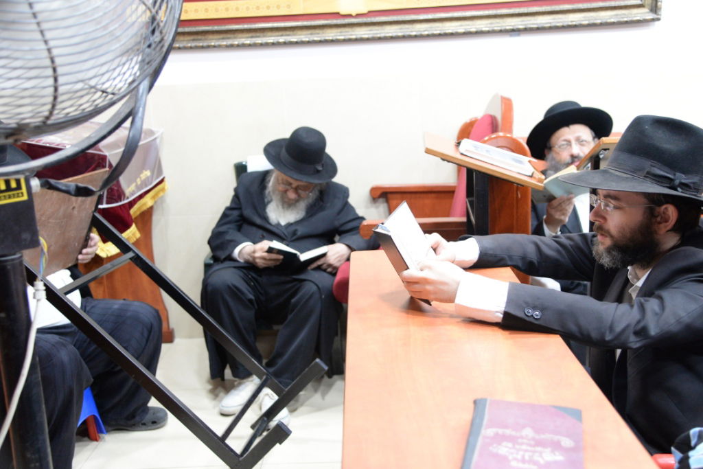 1,946 שנים לחורבן בית המקדש: גדולי ישראל מתאבלים