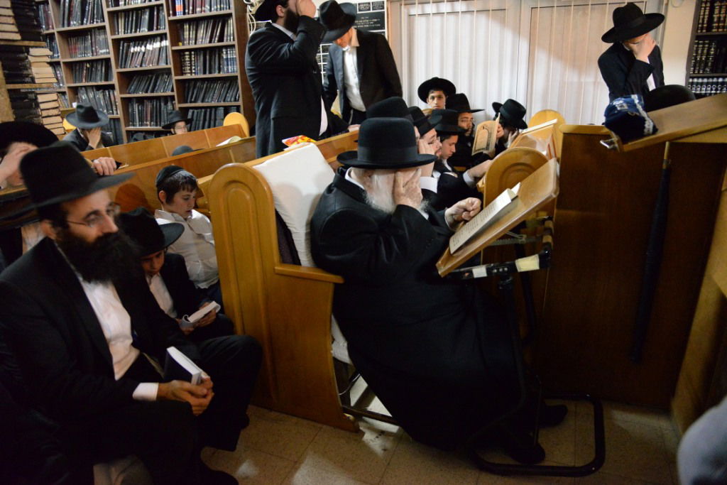 1,946 שנים לחורבן בית המקדש: גדולי ישראל מתאבלים