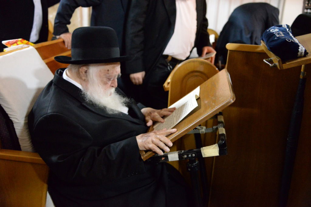 1,946 שנים לחורבן בית המקדש: גדולי ישראל מתאבלים