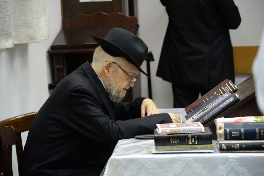 1,946 שנים לחורבן בית המקדש: גדולי ישראל מתאבלים