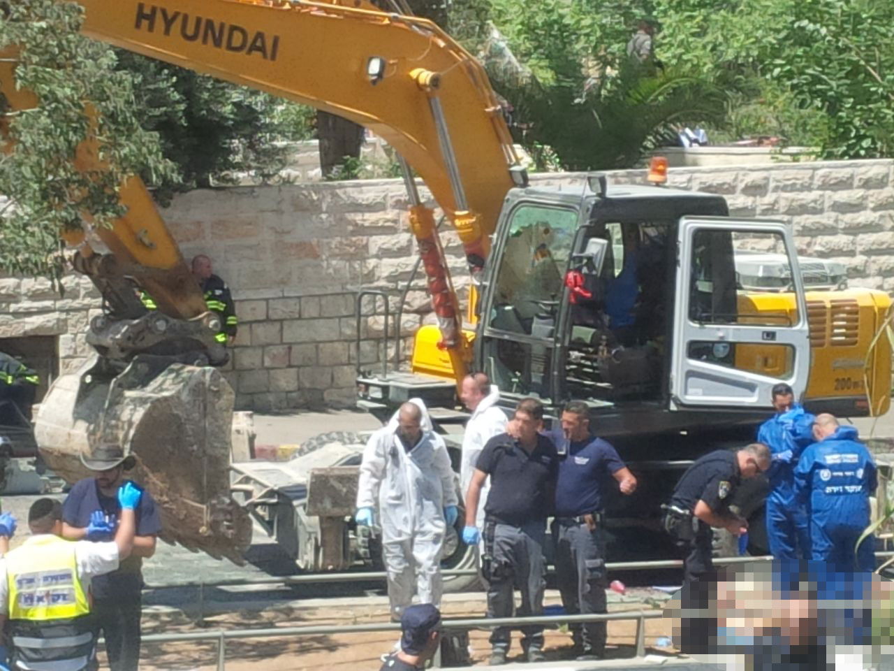 פיגוע טרקטור בירושלים: אברך חרדי נהרג וחמישה נפצעו קל