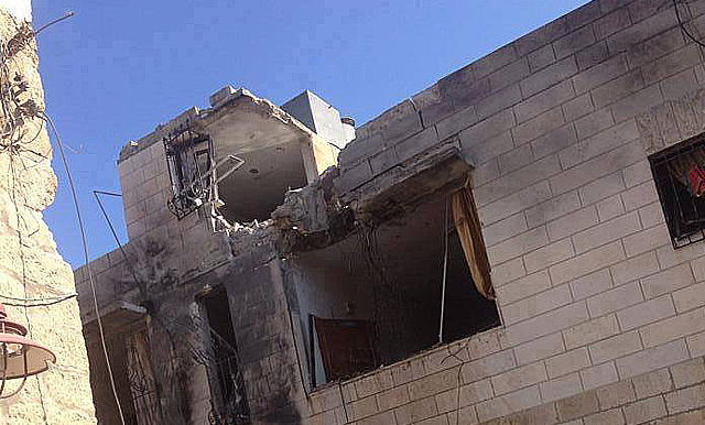 הפגיעה בבית סאחור