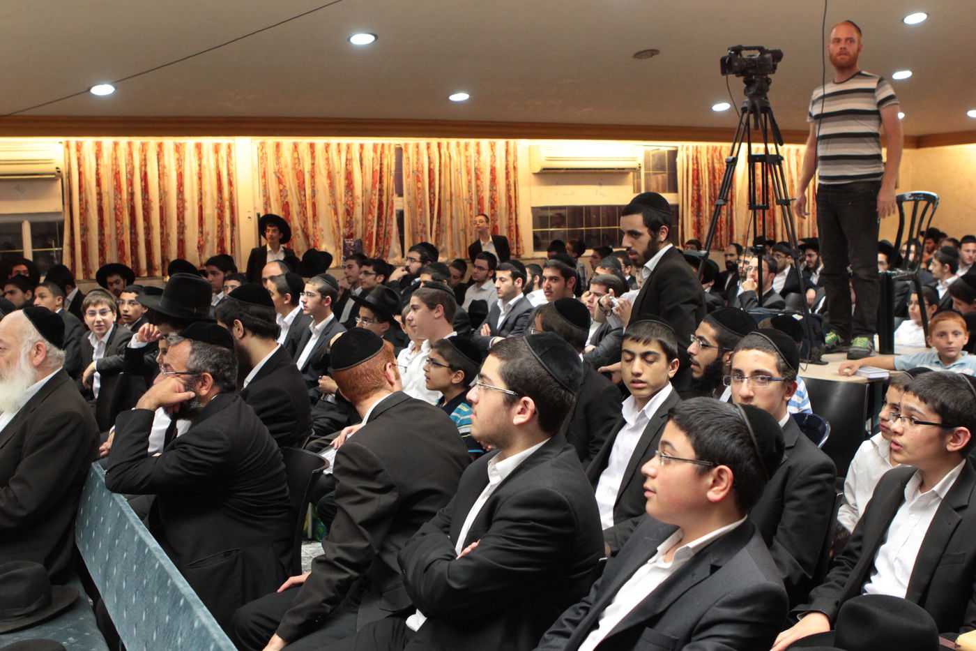 כנס בני תורה הספרדי: נשיא המועצת והגר"י יוסף נעדרו