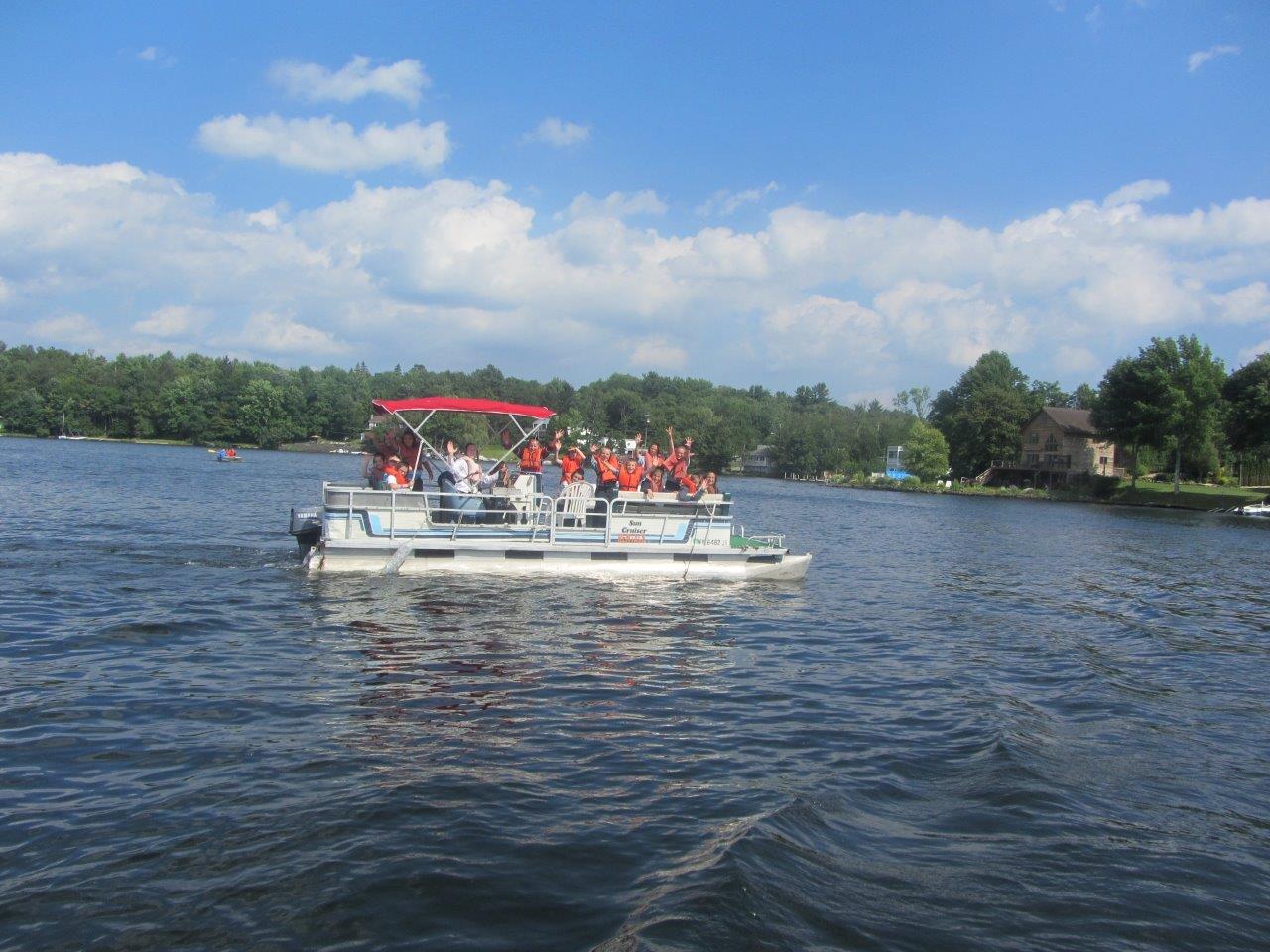תיעוד: ילדים במחנה הנופש "קראסנה"