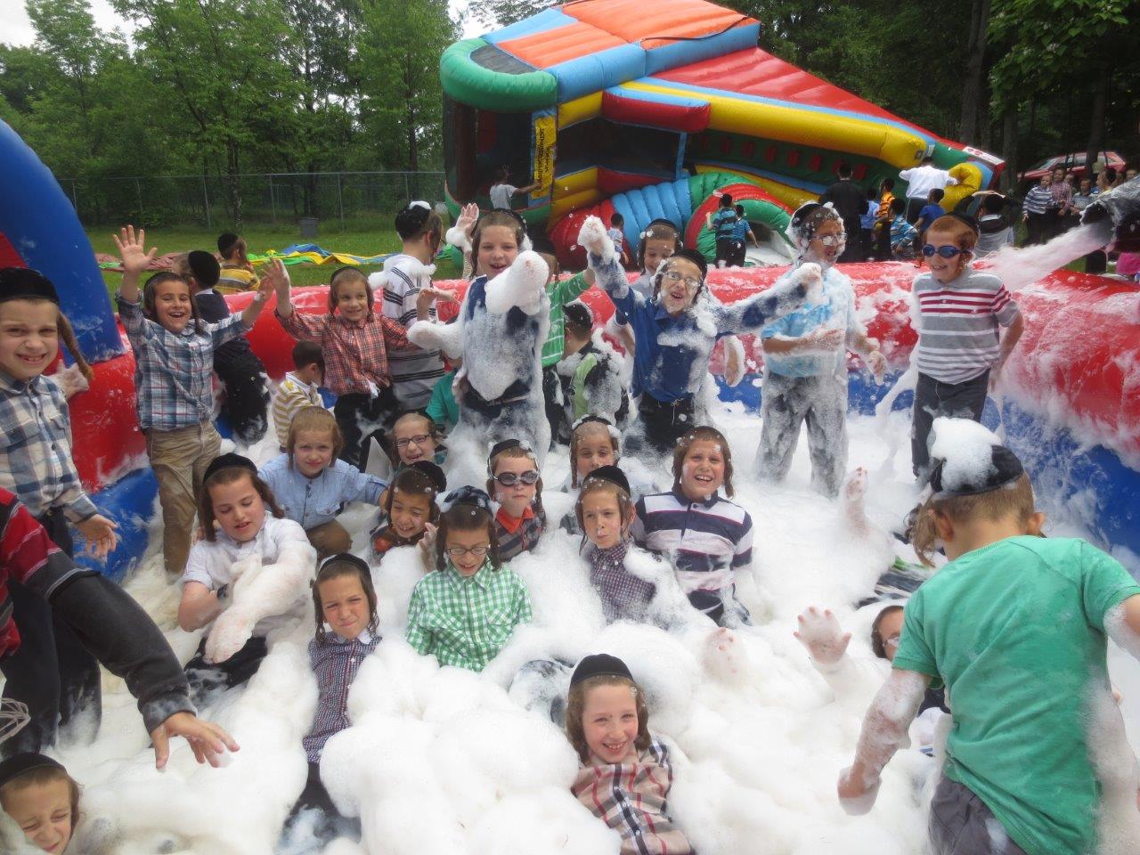 תיעוד: ילדים במחנה הנופש "קראסנה"