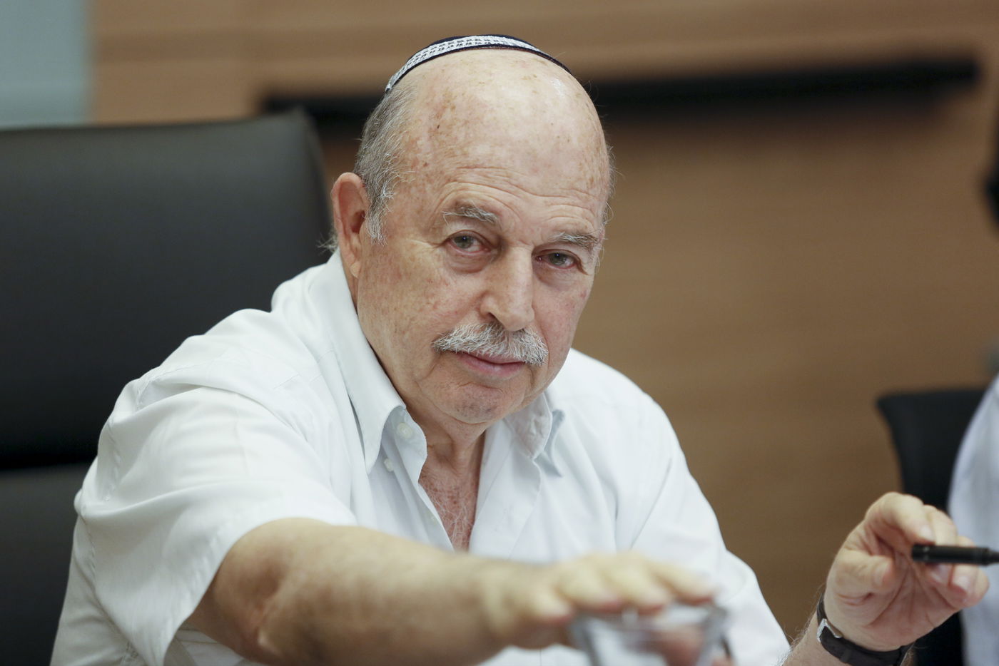 "יצאת מכל החורים" ניסן סלומינסקי , היום