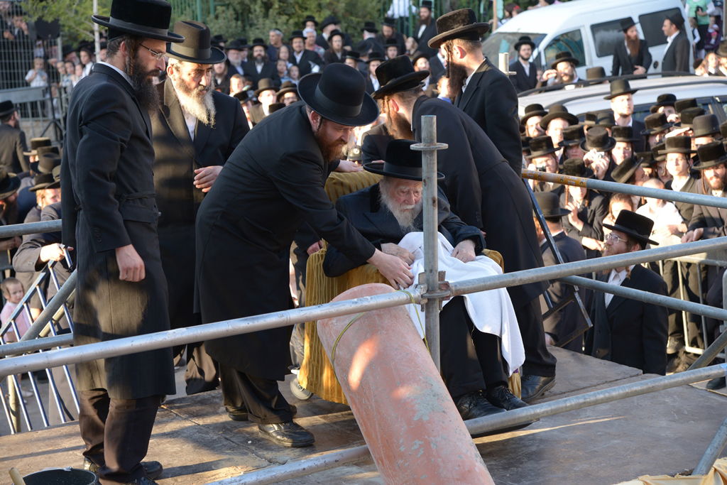 גלריה: הנחת אבן הפינה לבית המדרש ערלוי באלעד