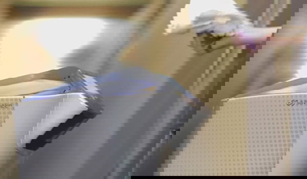 הכירו את SaviOne - הרובוט השליח החדש של בתי המלון