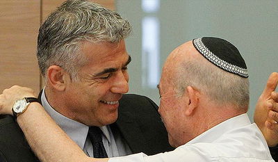 זועמים עליו, לפיד וסלומינסקי בימים טובים יותר