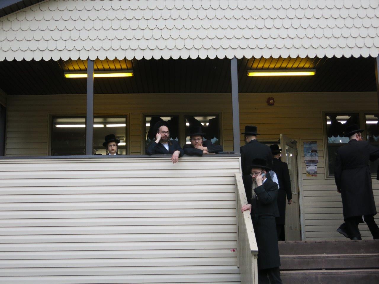 הרבי מסקווירא ביקר את ילדי החיידר באמצע החופש • גלריה