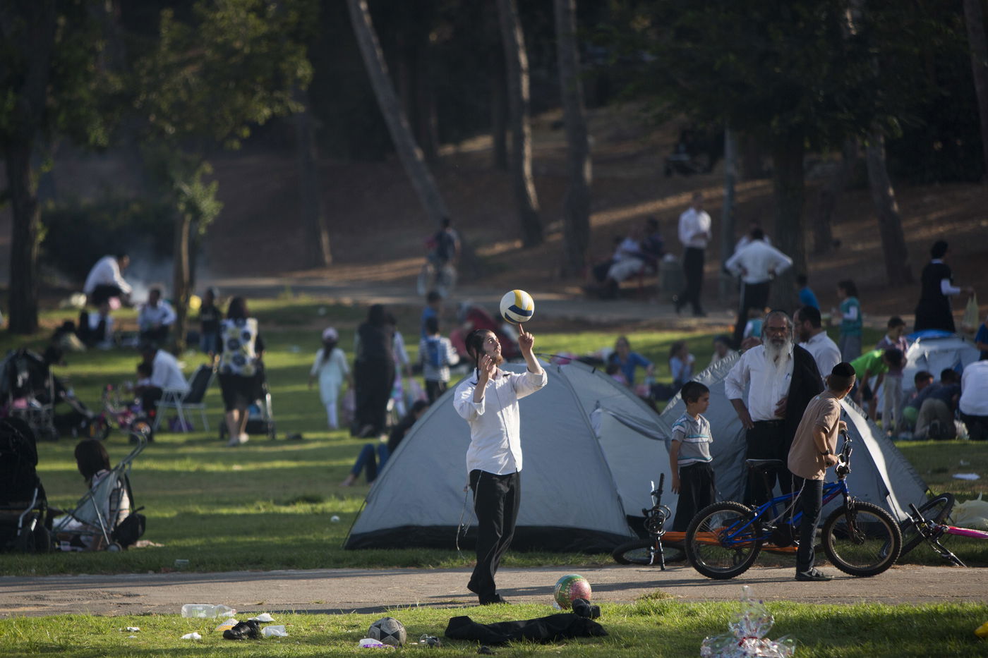 תמונות: חופשת בין הזמנים בגן סאקר